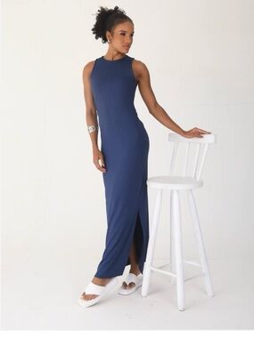 Navy Ribbed Maxi Dress $75MSRP